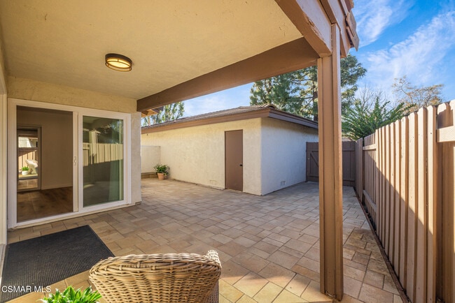 Building Photo - 1116 Nottingwood Cir