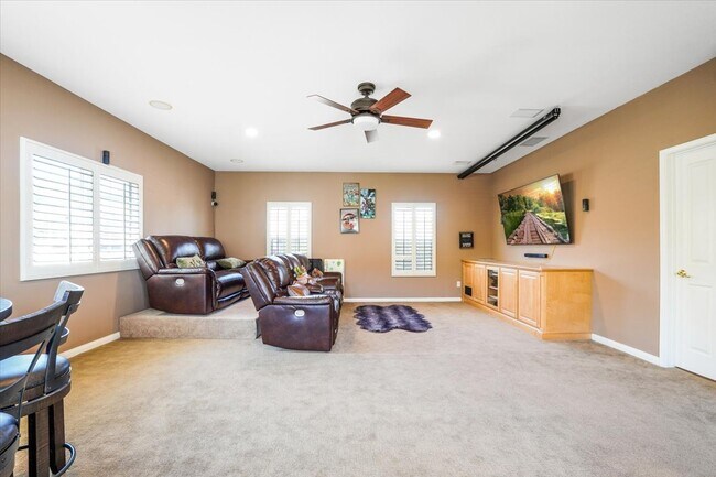 Building Photo - 15257 Saddleback Rd