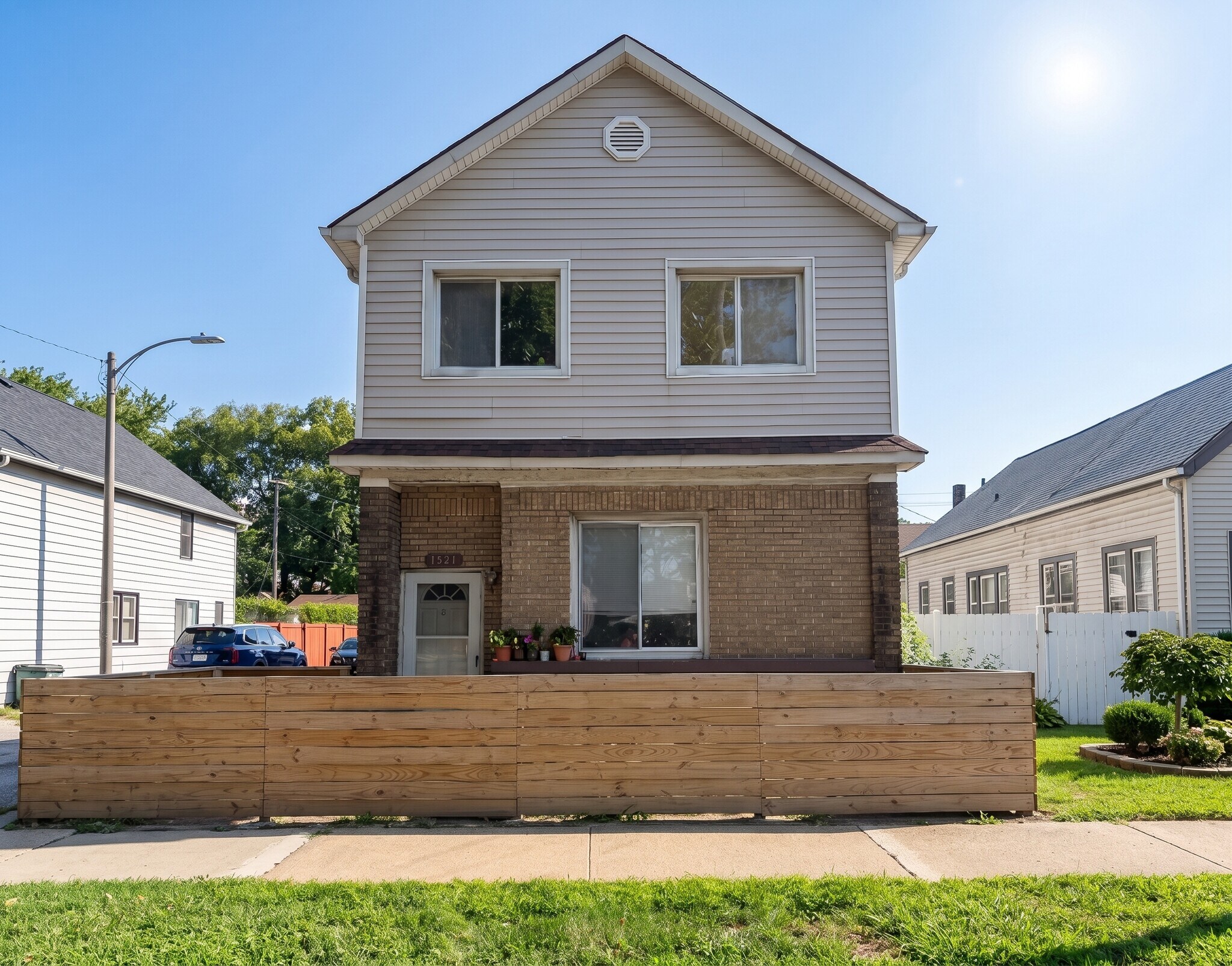 Building Photo - 1321 Buhrer Ave