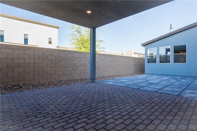 Building Photo - 3248 Waterstone Ave