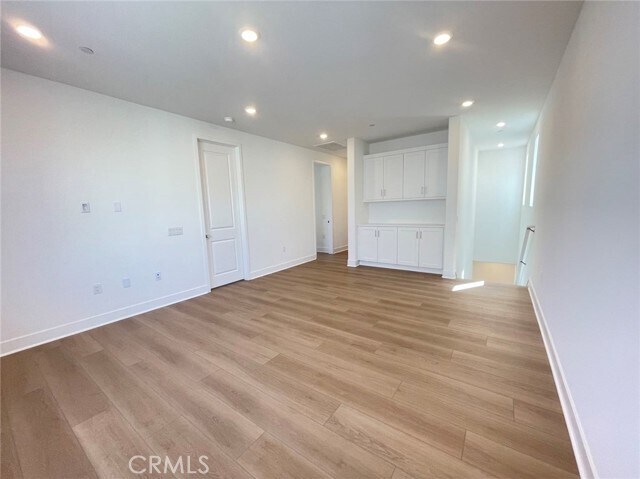 Building Photo - 309 Garber