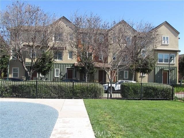 Building Photo - 2174 Morrow St