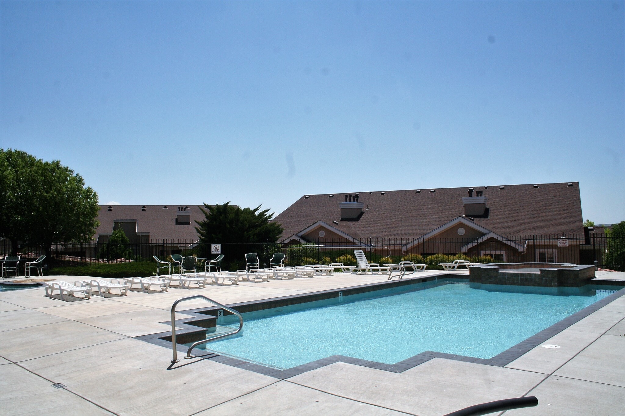 Pool - 3810 Strawberry Field Grv