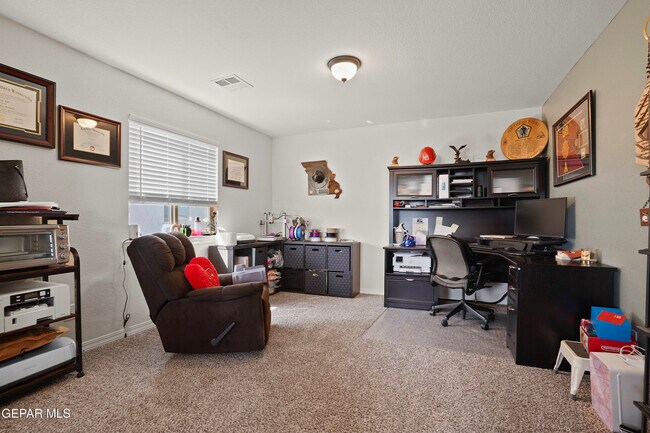 Building Photo - 2812 Tierra De Moyo Pl