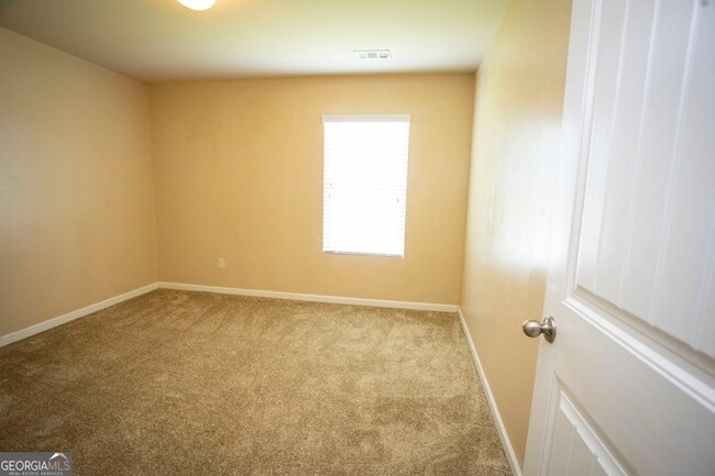 Building Photo - 141 Westin Way