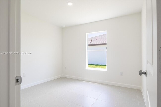 Building Photo - 17564 SW 285th St