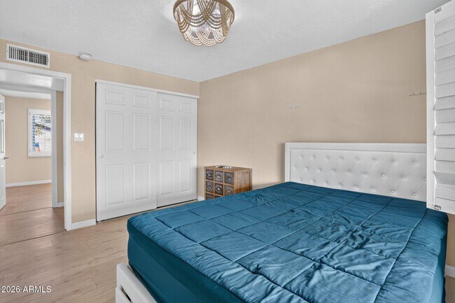 Building Photo - 3629 E Winchcomb Dr