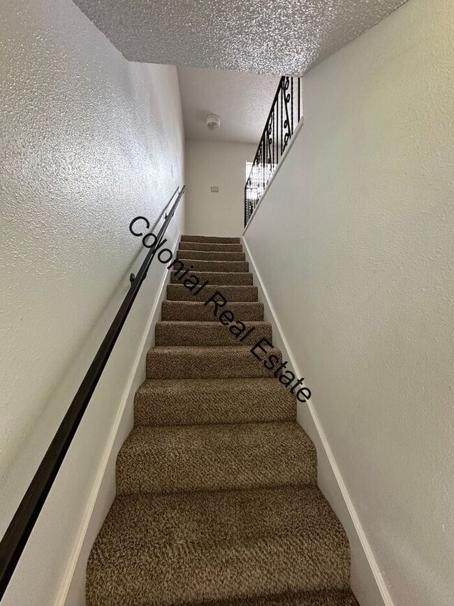 Building Photo - 2 story condo