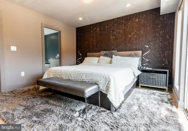 Building Photo - 1631 Montello Ave NE