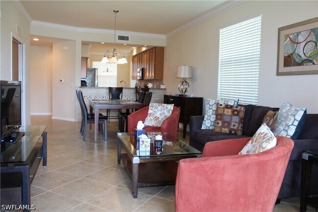 Building Photo - 9735 Acqua Ct