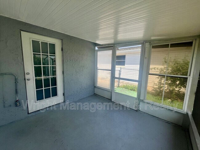 Building Photo - 3716 Cedarwood Dr
