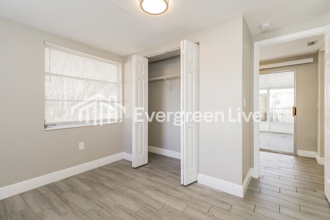 Building Photo - 7137 Gulf Highlands Dr