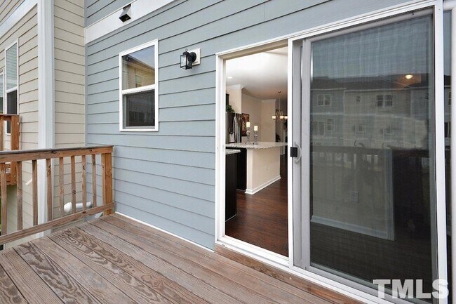 Building Photo - 1108 Finch Ct