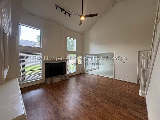 Building Photo - 15907 Spring Forest Dr