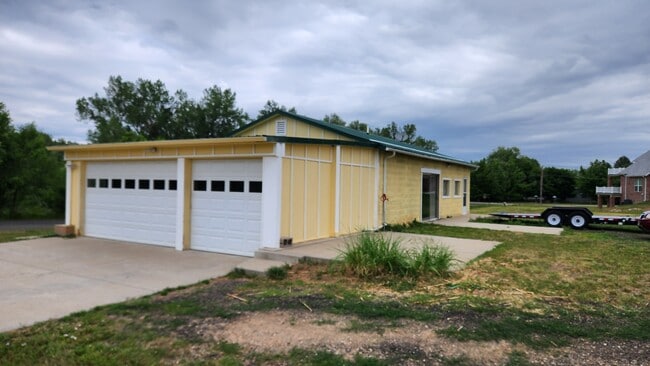 Building Photo - 6826 Willow Vista Ct