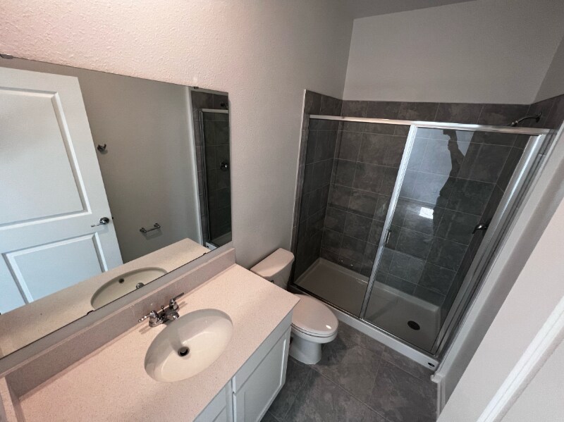 Building Photo - 784 Daring Dr