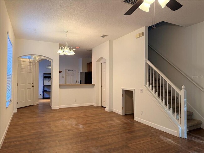 Building Photo - 4212 Bismarck Palm Dr