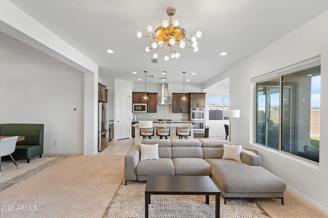 Building Photo - 10812 E Tesla Ave