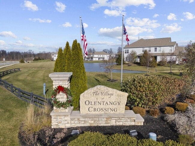 Building Photo - 5901 Blackbird Wy