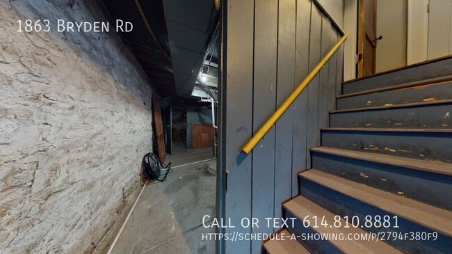 Building Photo - 1863 Bryden Rd