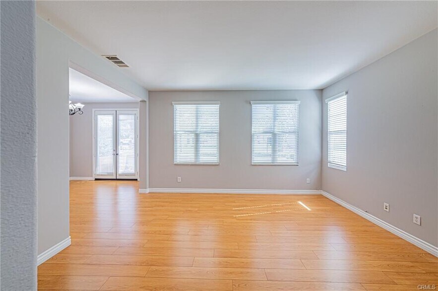 Building Photo - 138 S Hidden Path