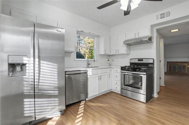 Building Photo - 4931 Heritage Trace Ct