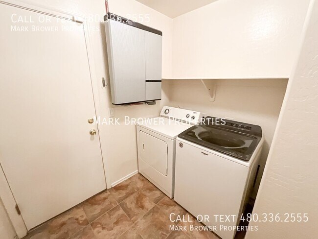 Building Photo - 22264 W Antelope Trail