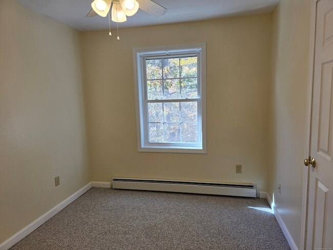 Building Photo - 110 Baltic Hanover Rd