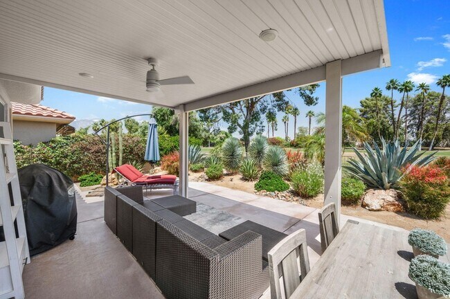 Building Photo - 105 N Kavenish Dr