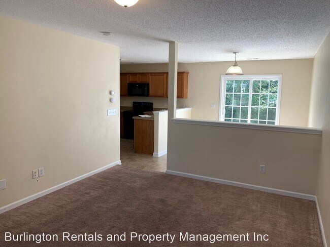 Building Photo - 2 br, 2.5 bath House - 646 Cairn Circle