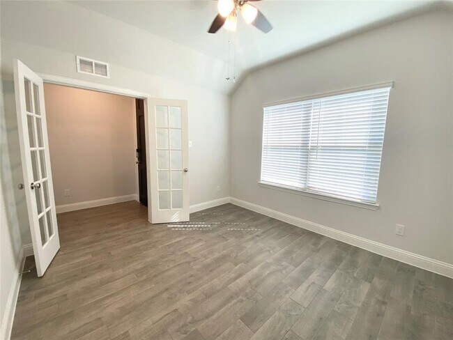 Building Photo - 3821 Bennett Trail