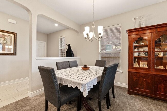 Building Photo - 2471 Sunrise Rd