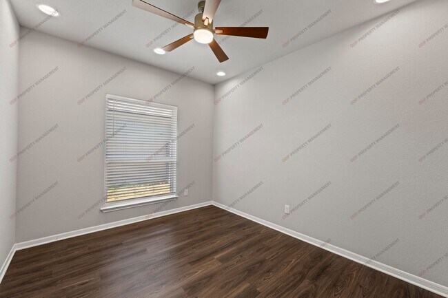 Building Photo - 1622 Fiddle Wood Wy