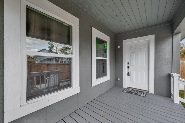 Building Photo - 4309 Beggs St