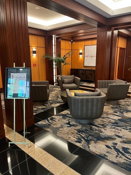 Lobby Area 2 - 500 W Harbor Dr