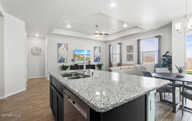 Building Photo - 253 Adamtowne Dr