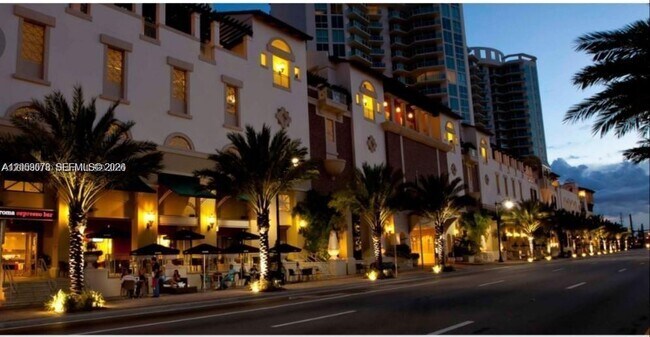 Building Photo - 200 Sunny Isles Blvd