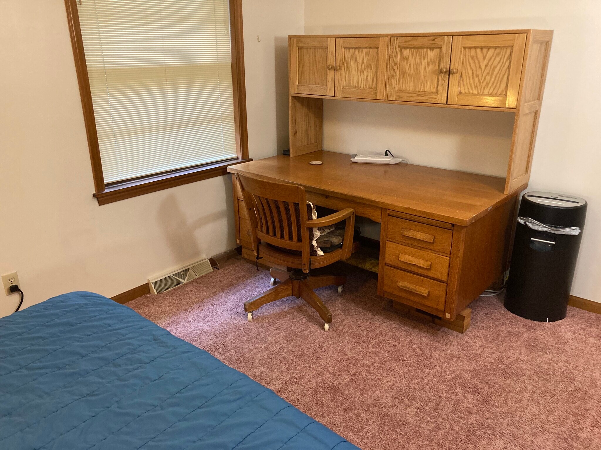 Bedroom desk - 1408 Kentfield Way