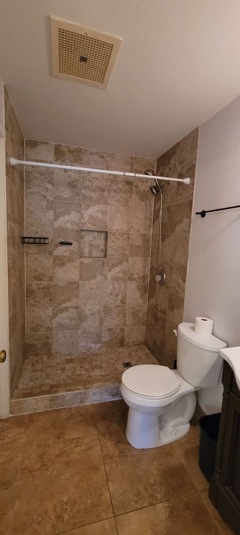 Building Photo - 2 parking stalls! Nice Kihei Villages 2 bedroom 1 1/2 bath