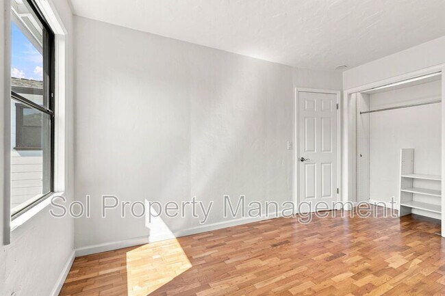 Building Photo - 1863 43rd Ave