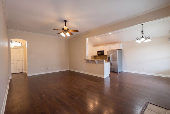 Building Photo - 3214 Grand Lake Dr