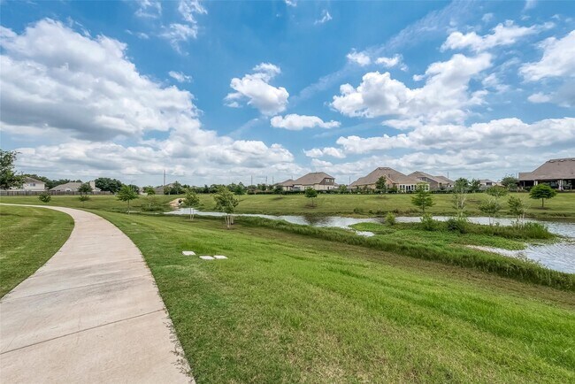 Building Photo - 1838 Smithers Landing Dr