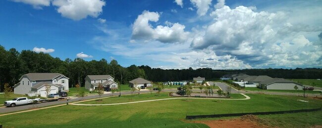 Building Photo - Beautiful 2025-Built Home in a Desirable Newer Neighborhood!