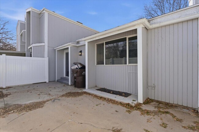 Building Photo - 774 S 1650 E