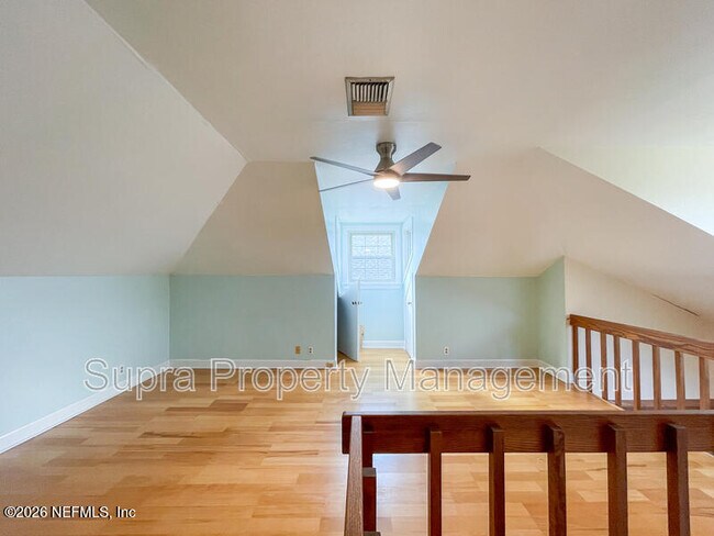 Building Photo - 1550 Palm Ave