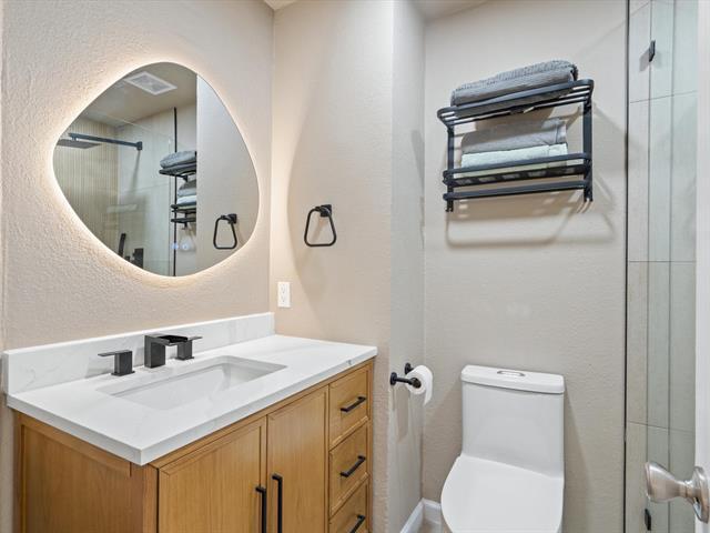 Building Photo - 1339 Barclay Dr