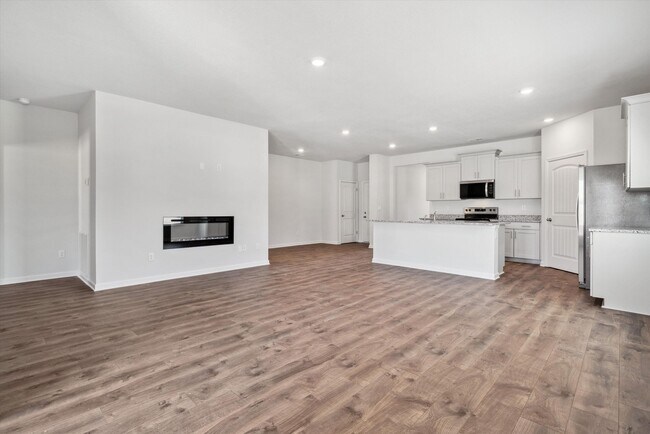 Building Photo - 85 Kipling Dr