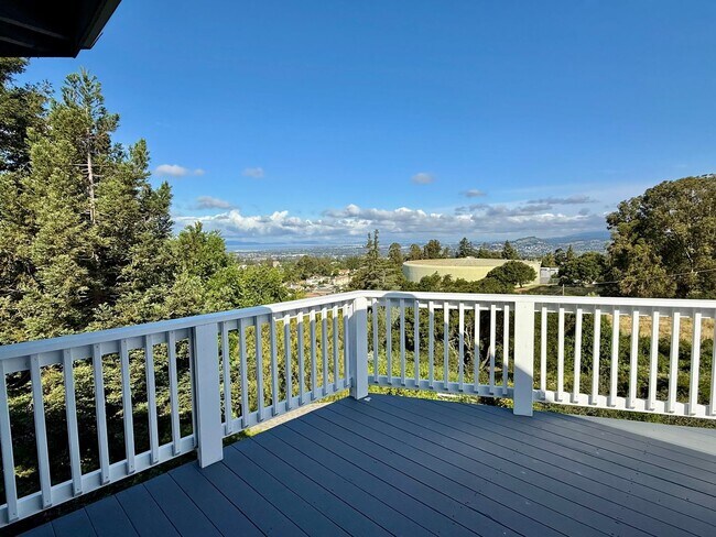 Building Photo - $4,250 / 3 BR + OFFICE - LUXURY HILLTOP HOME WITH PANORAMIC BAY & CITY-LIGHT VIEWS