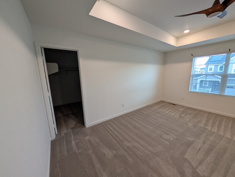 Building Photo - 9050 Hills Dr