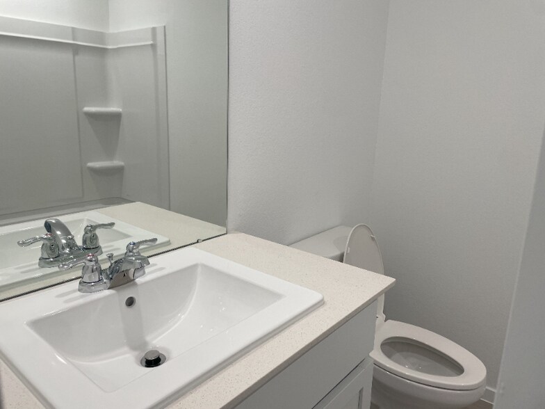 Building Photo - 25665 Rose Creek Dr